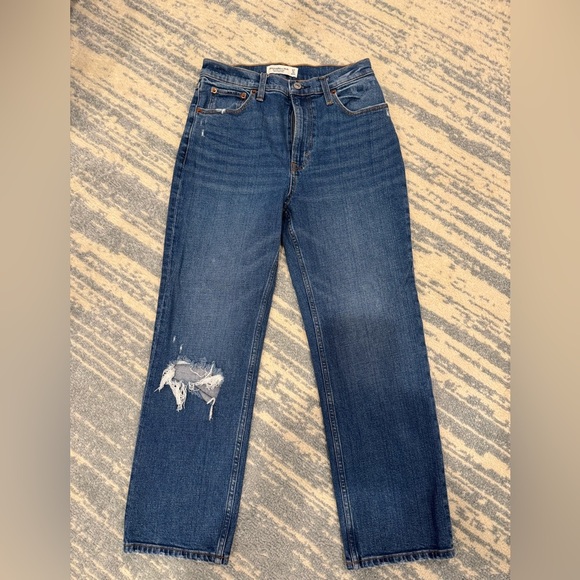 Abercrombie & Fitch Ultra High Rise Blue Jeans - Ankle Straight - Picture 1 of 4